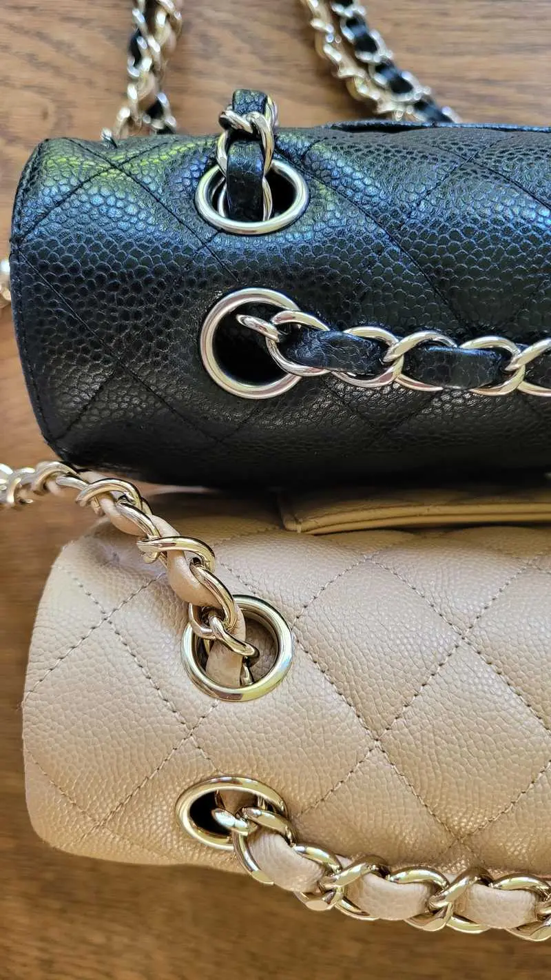 Authentic Chanel Flap Bag vs Replica Chanel Flap Bag Chain